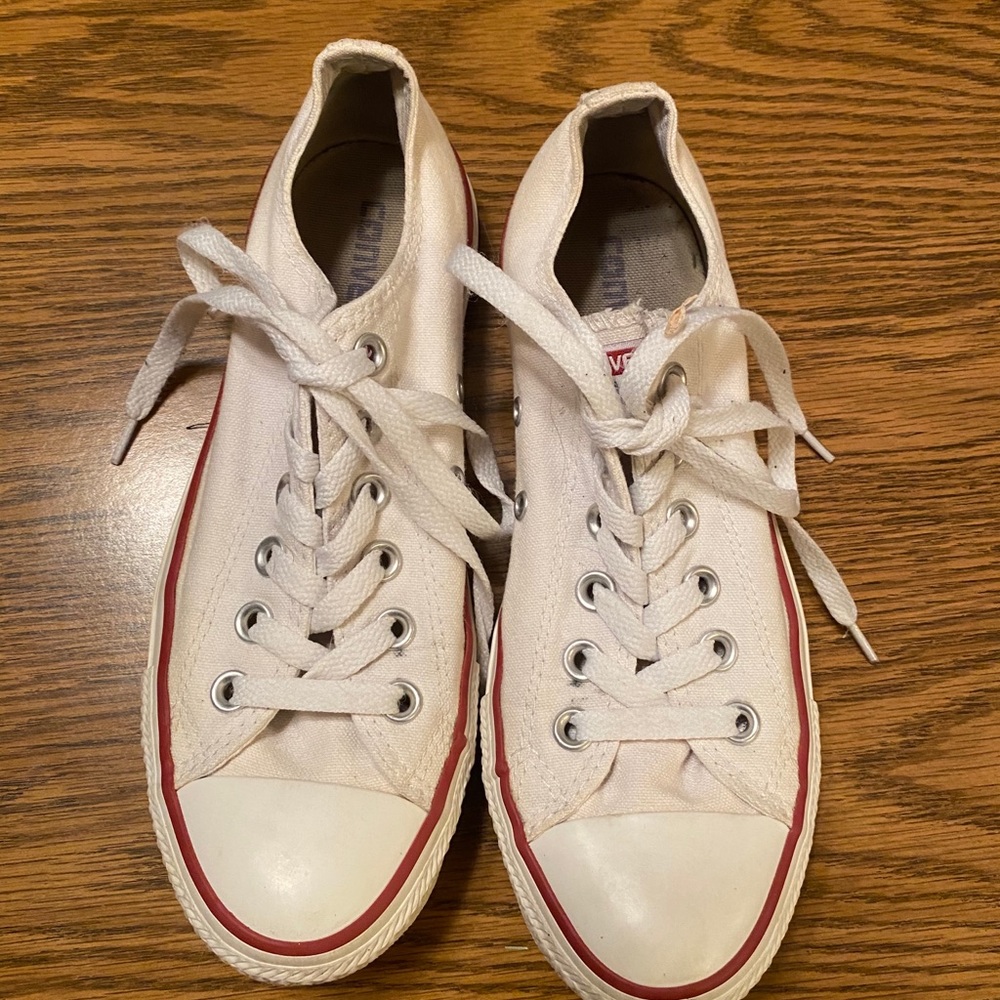 White converse